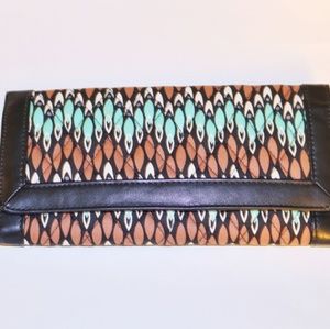 Brand New w/ Tag! Vera Bradley Tri-Fold Wallet
